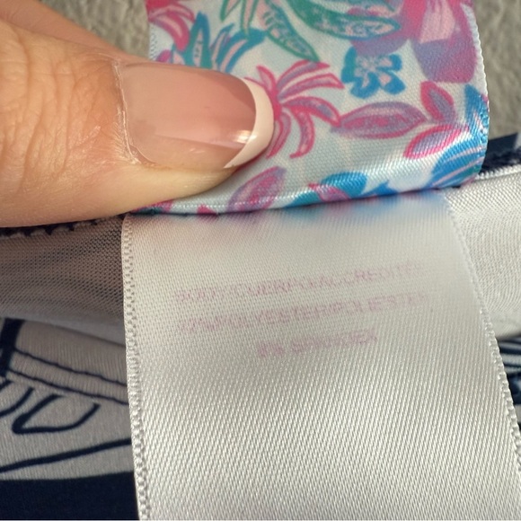 Stella Parker Blue Floral Palms Rash Guard Size S Swimwear UPF 30 Sun Protection - Picture 6 of 6